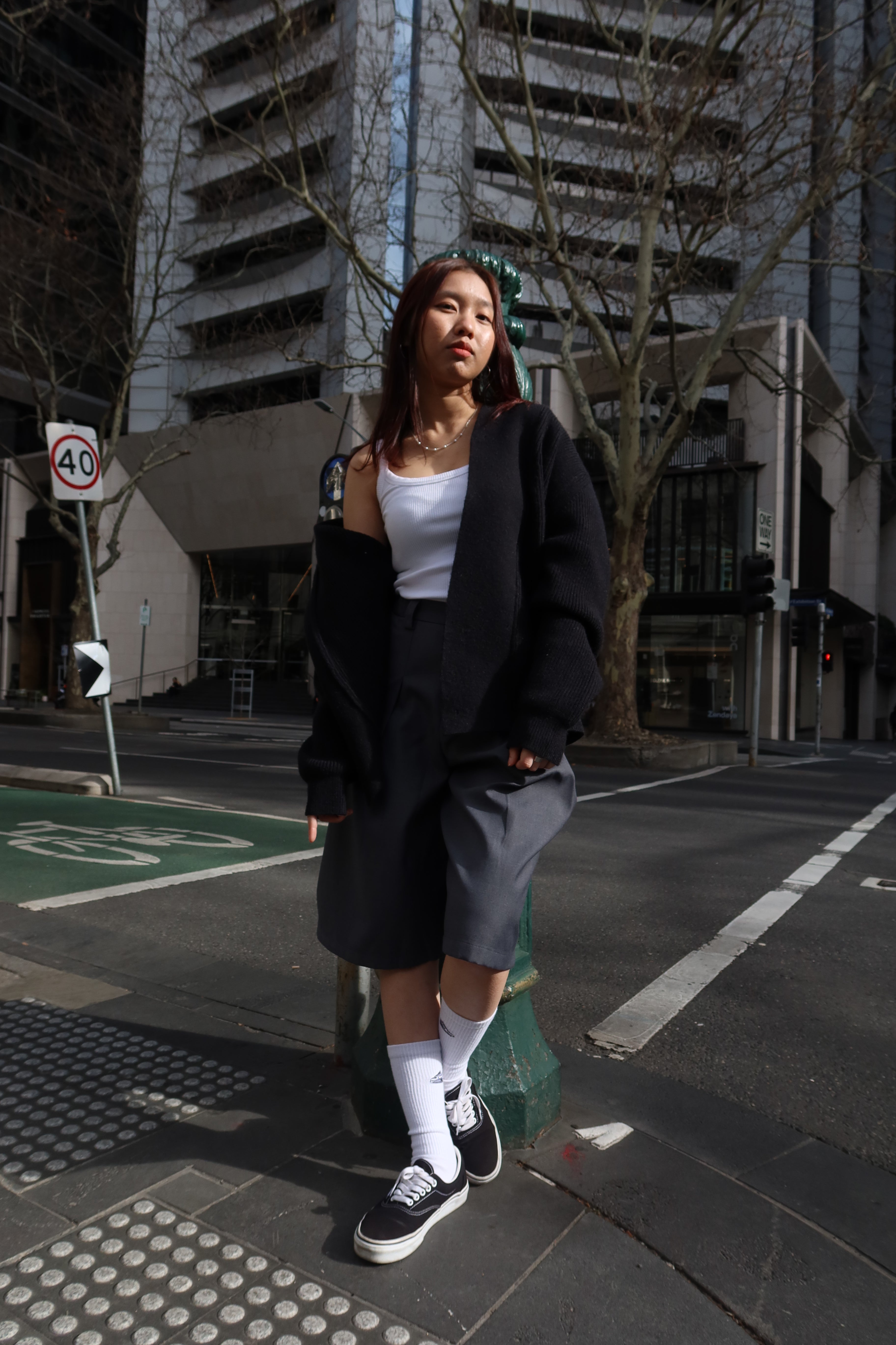 Signature Mid-Leg Short