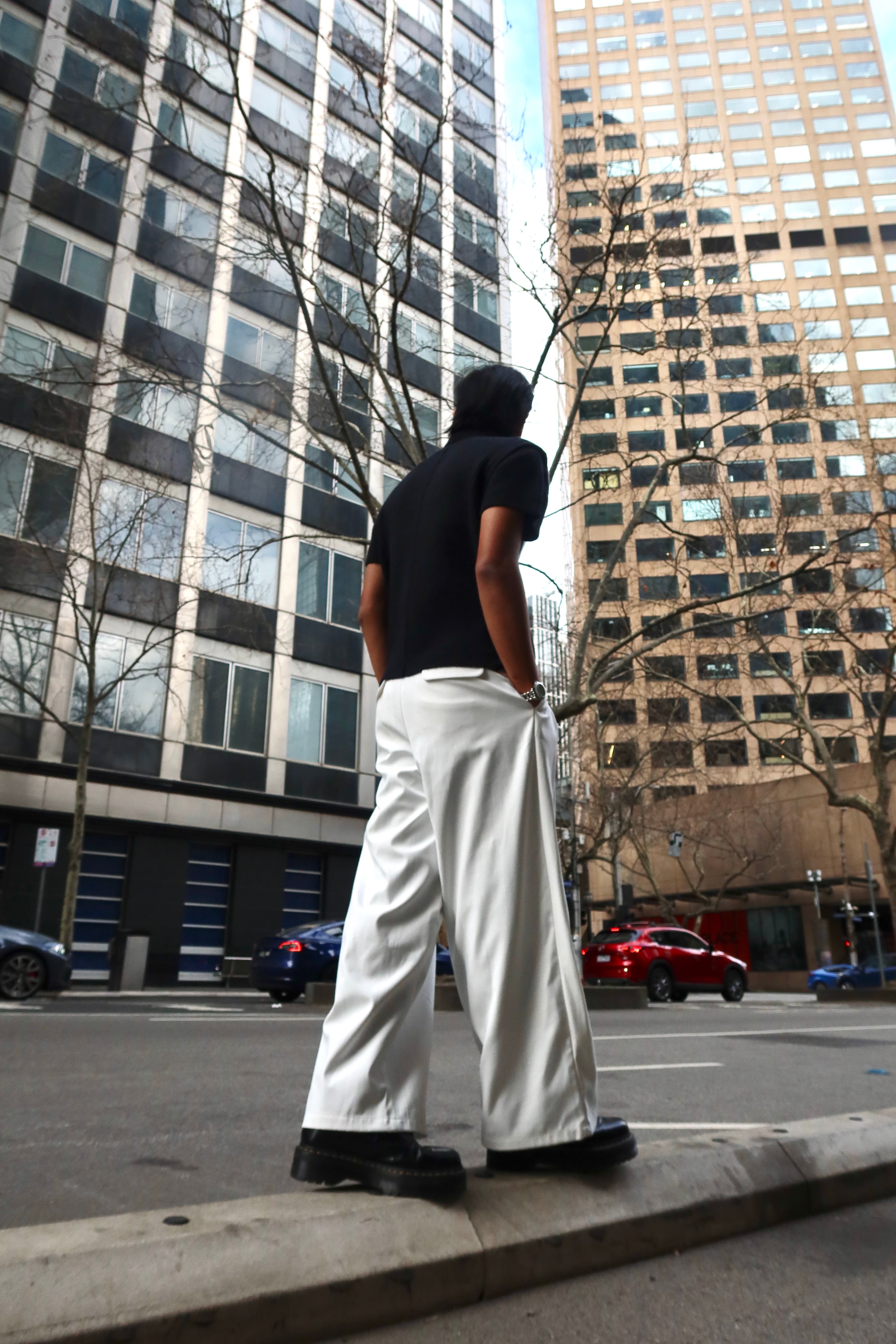 Signature V-Pleated Pant